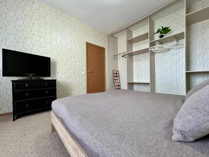 Апартаменты На Улице Имени Космонавта Поповича 18