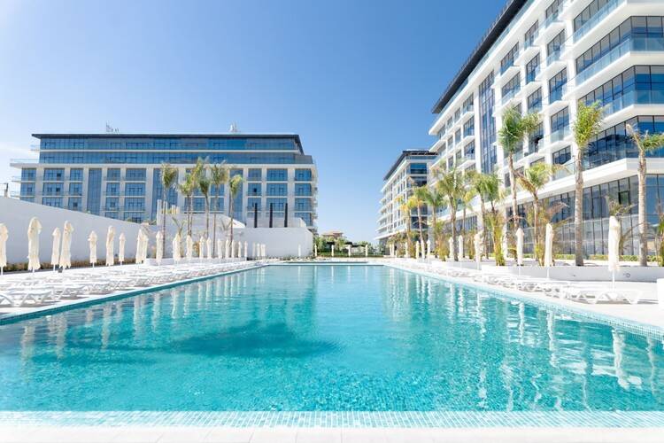 Lighthouse Residence (Sea Breeze Resort) - Premium