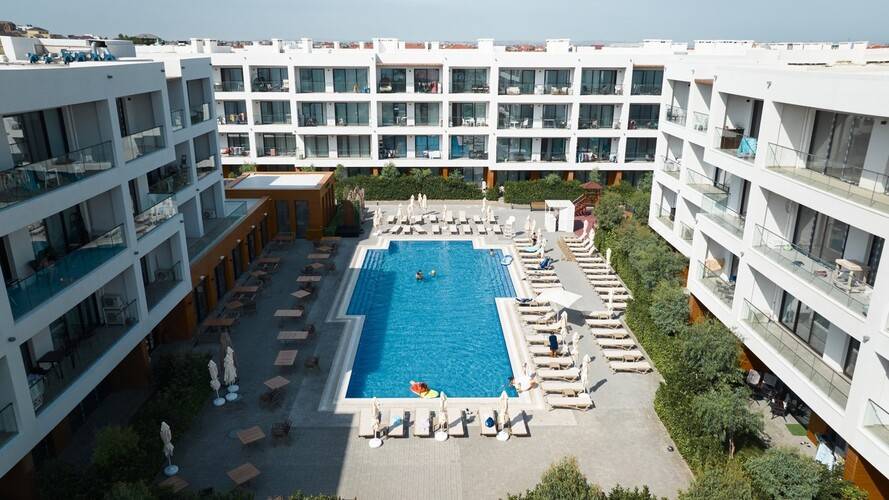 Park Residences 1 (Sea Breeze Resort) - Luxe
