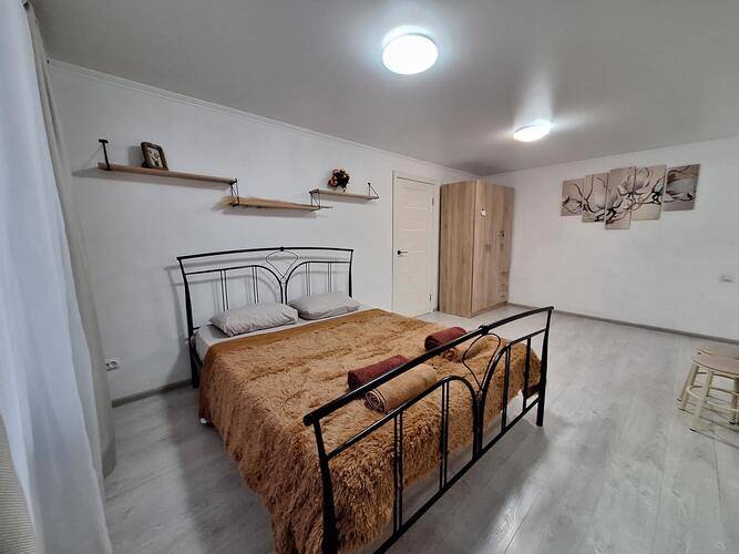 Rooms Apartments (Румс Апартментс) На Улице Зорге