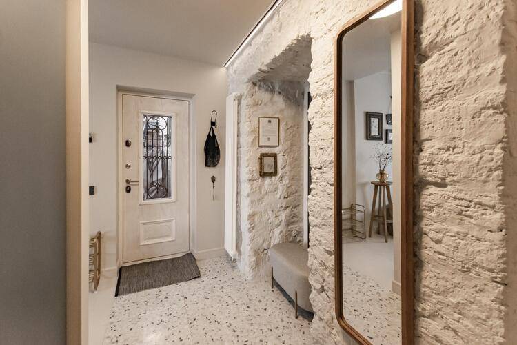 Travertin Apartments (Травертин) На Анисимова