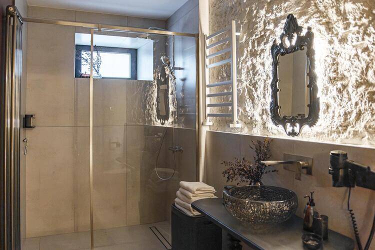 Travertin Apartments (Травертин) На Анисимова