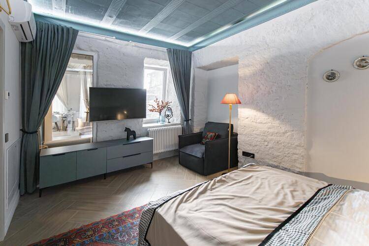 Travertin Apartments (Травертин) На Анисимова