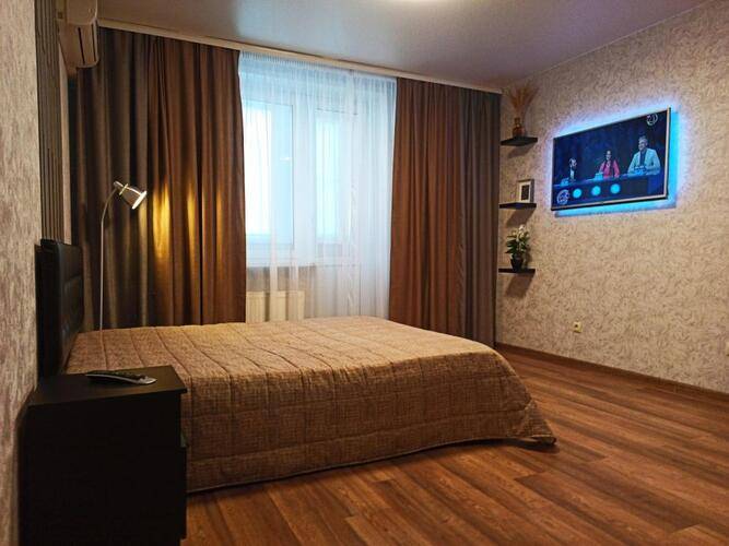 Апартаменты На Улице Короленко 4