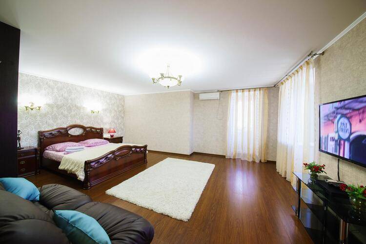 Favourite Home (Фэйворит Хоум) На Улице Советская