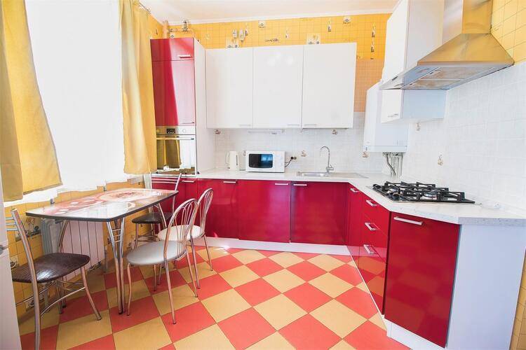 Огни Саратова На Улице Имени И.В. Мичурина 47/41