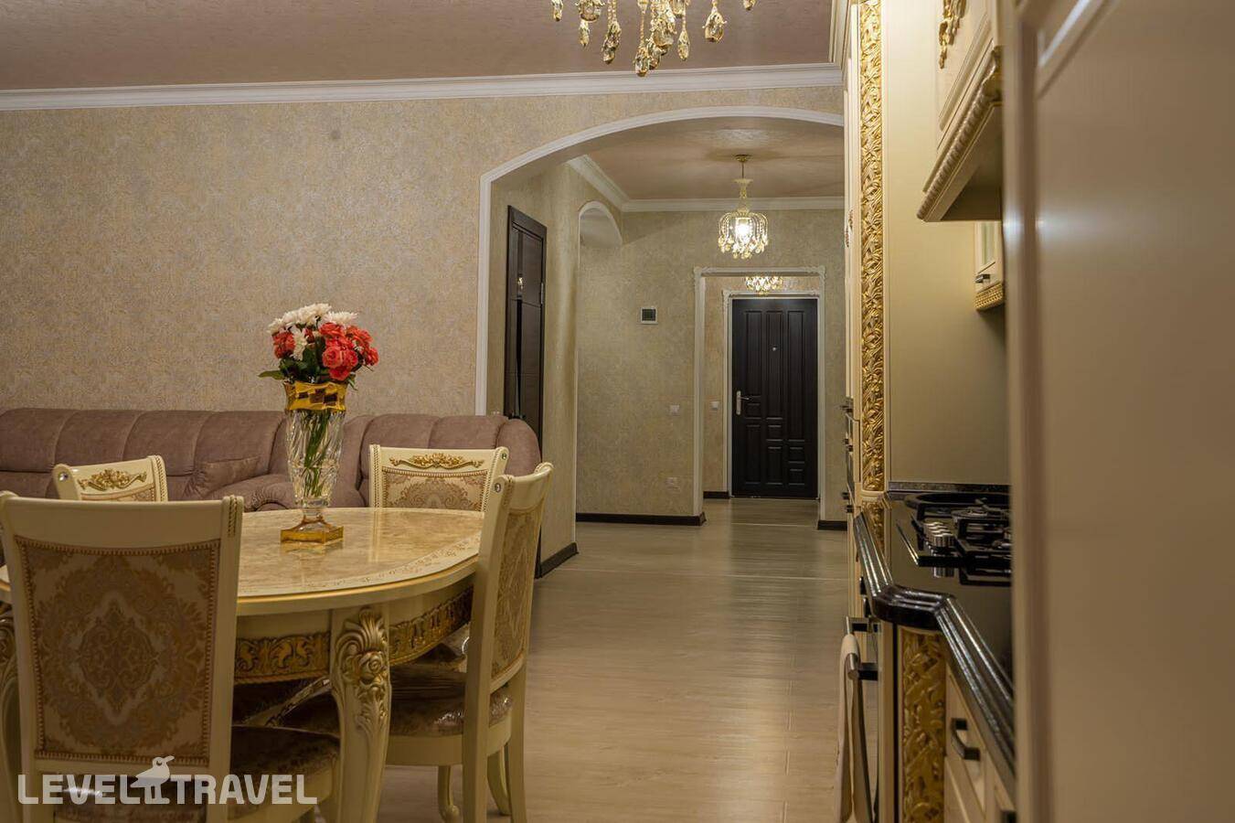 фотографии отеля Апартаменты Агаева На Улице Шамиля Джикаева 5а в Россия(Владикавказ) - фото №13