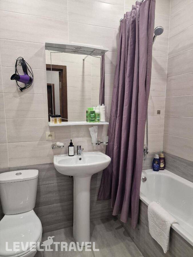 фотографии отеля Flatirini (Флатирини) На Проспекте Героев Отечества в Россия(Владикавказ) - фото №17