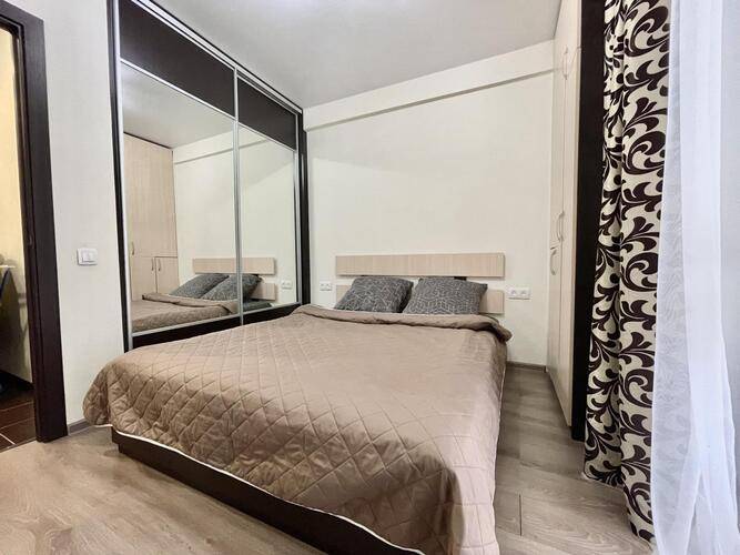 Апартаменты На Улице Наумова