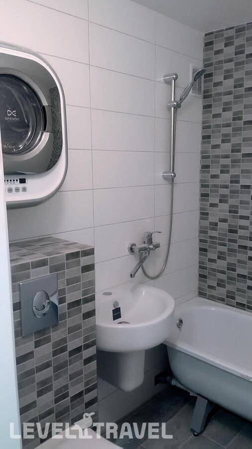 фотографии отеля 200 Метров От Кремля На Набережной Реки Великой в Россия(Псков) - фото №13