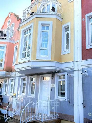 Apart By Villa History