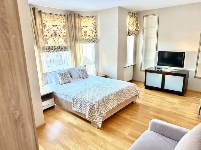 Apart By Villa History