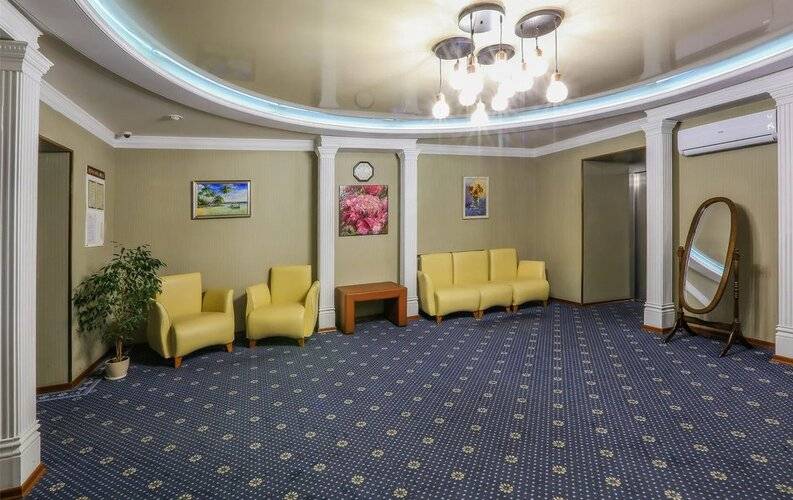 Brut Hotel (Брют)