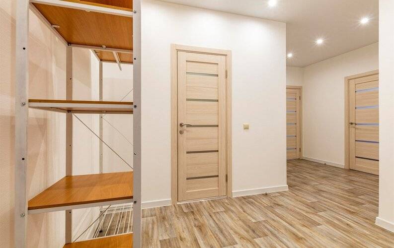 Vdali Poshtel (Вдали Поштел) На Электриков
