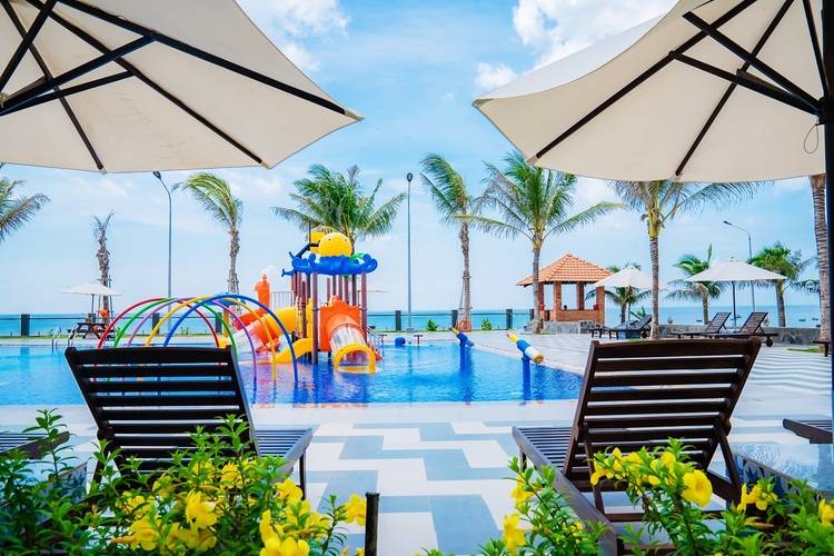 Blooming Lotus Resort