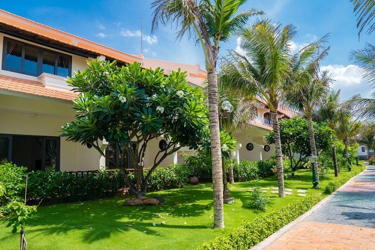 Blooming Lotus Resort