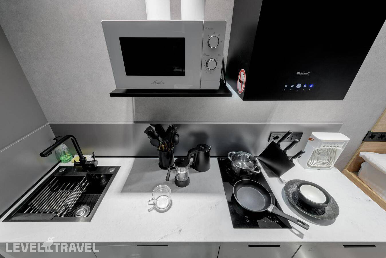 фотографии отеля Yapartments (Яапартментс) На 21-Ой Линии Васильевского Острова 16 в Россия(Василеостровская) - фото №23