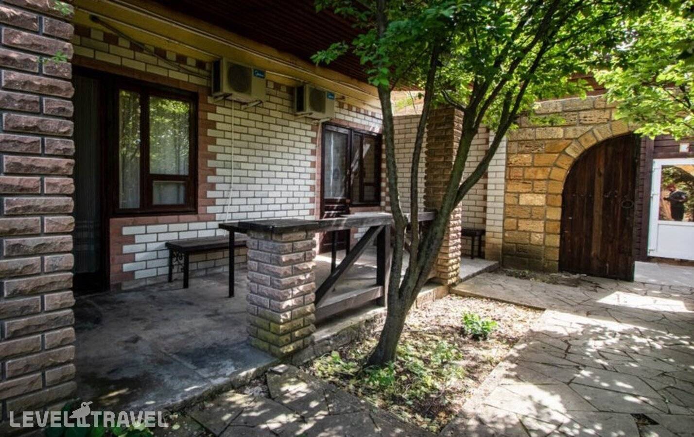 Изображение отеля 8