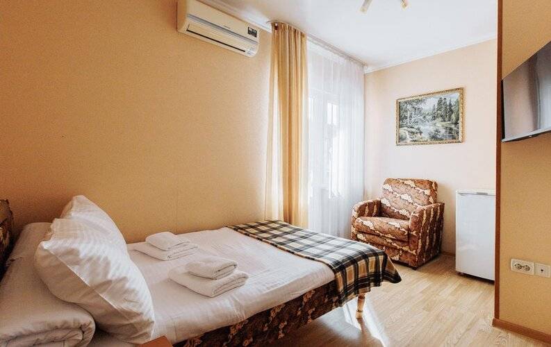Диана Аллама Групп