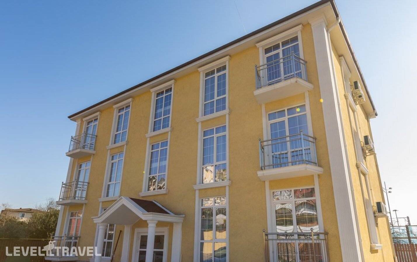 фотографии отеля Дача На Каспийской в Россия(Сириус) - фото №1