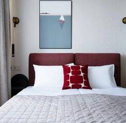 $item['hotel']['name']