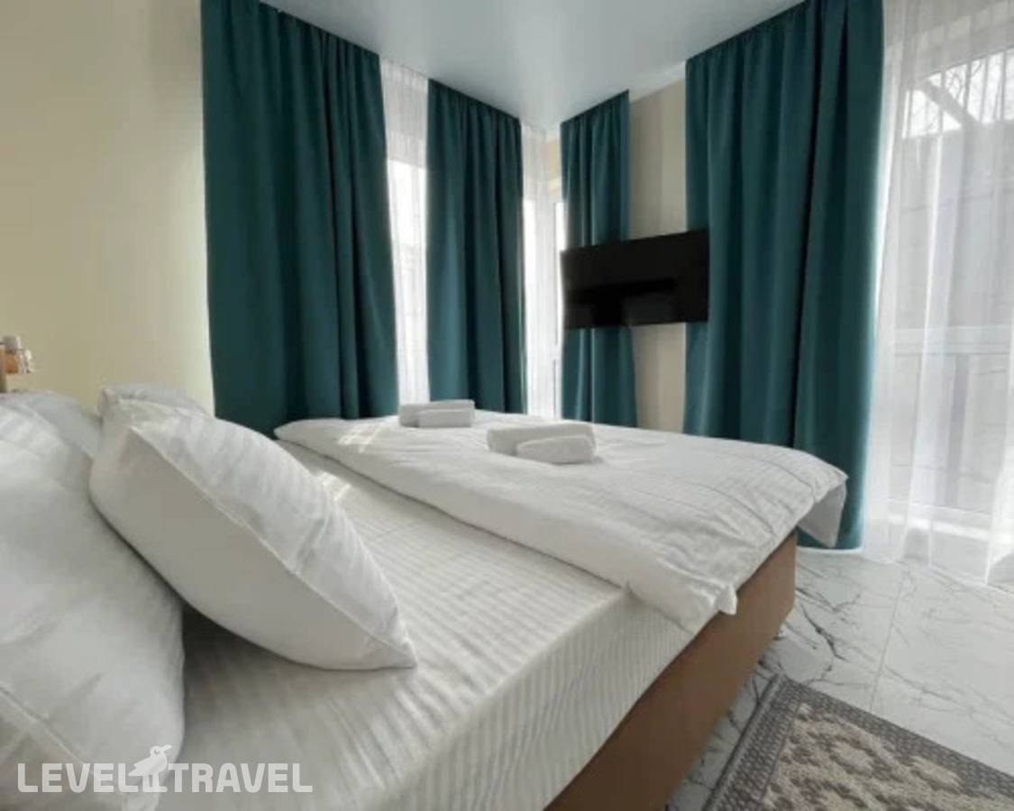 фотографии отеля Кипарис в Россия(город Ялта) - фото №14