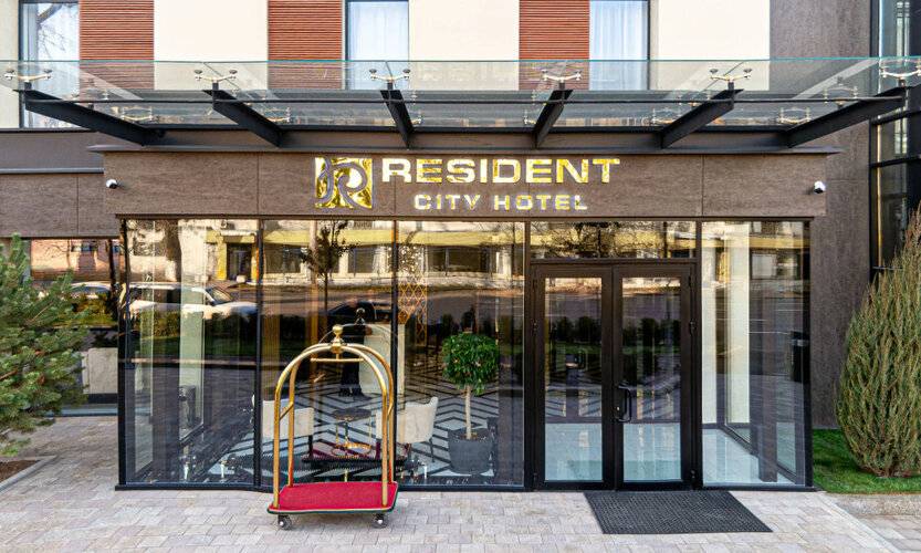 Resident City Hotel