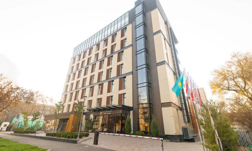 Resident City Hotel