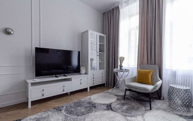 Minin Apartments (Минин) На Стремянной