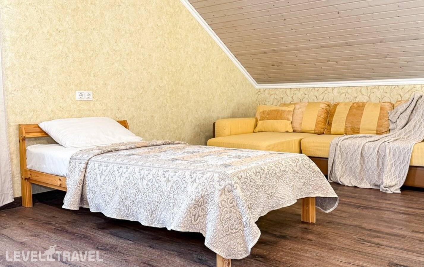 Изображение отеля 8