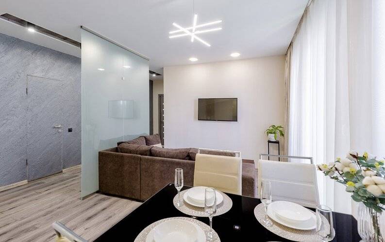 Apartmari (Апартмари) На Горького 96