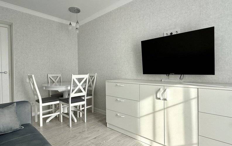 Apartmari (Апартмари) На Набережной Адмирала Трибуца