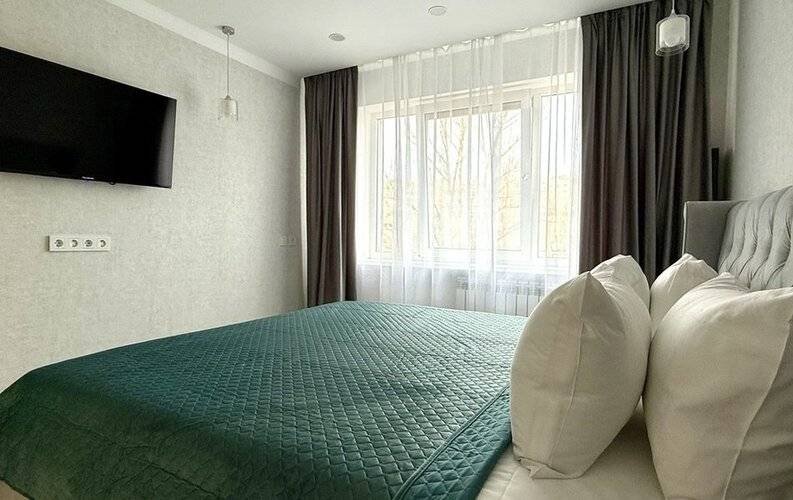 Apartmari (Апартмари) На Набережной Адмирала Трибуца