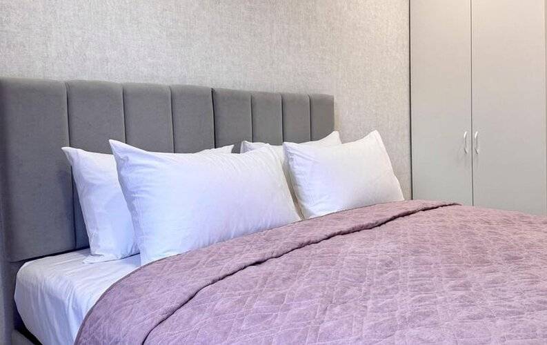 Apartmari (Апартмари) На Набережной Адмирала Трибуца