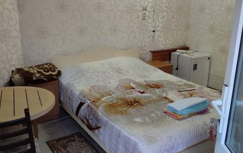 Под Пальмой Отель