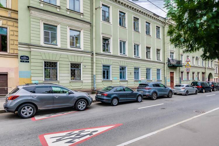 Апартаменты На Джамбула