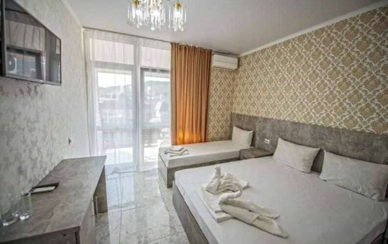 Grand Elif