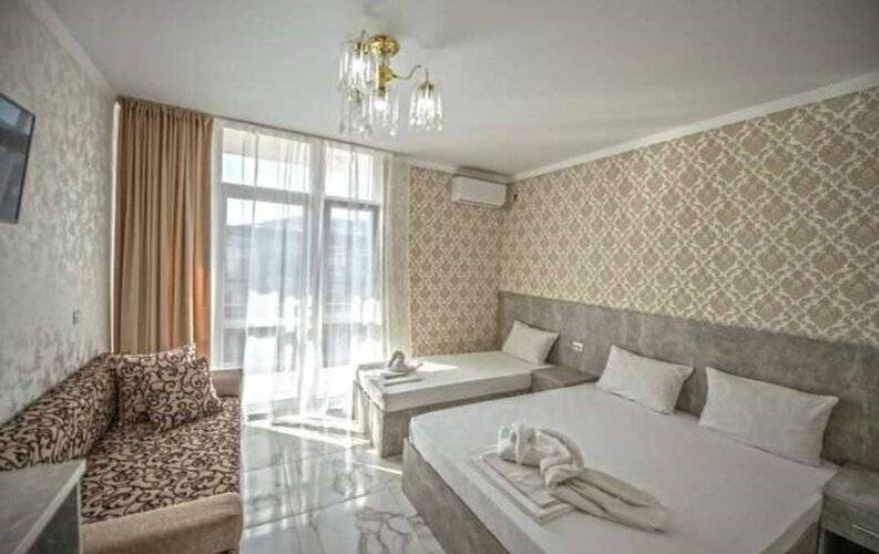 Grand Elif