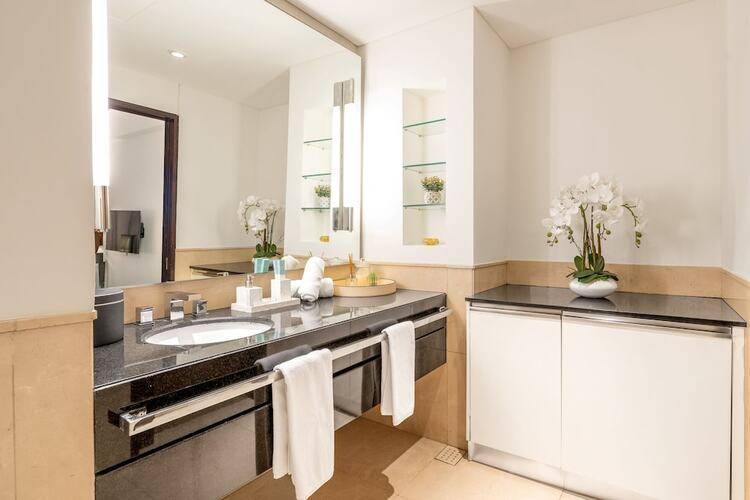 Address Dubai Marina Residences
