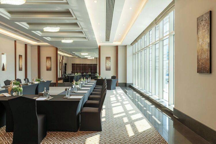 Renaissance Business Bay Hotel