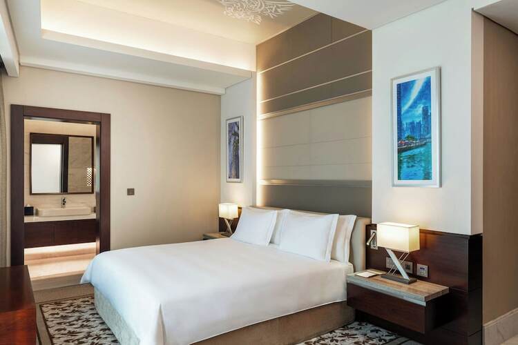 Renaissance Business Bay Hotel