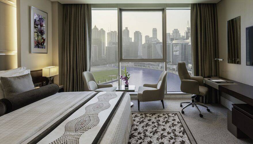Renaissance Business Bay Hotel