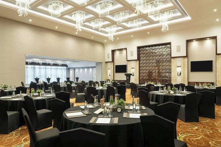 Renaissance Business Bay Hotel