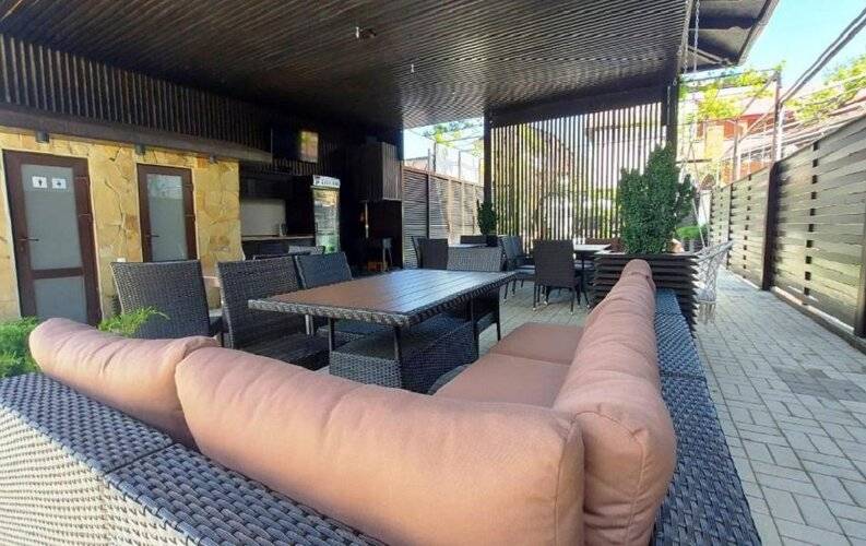 Villa Family Decor