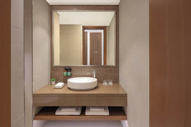 Staybridge Suites Dubai Business Bay By Ihg