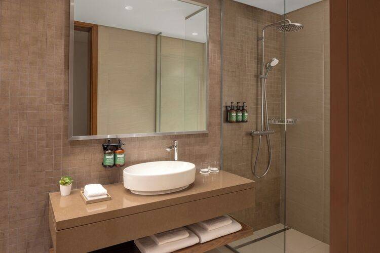 Staybridge Suites Dubai Business Bay By Ihg
