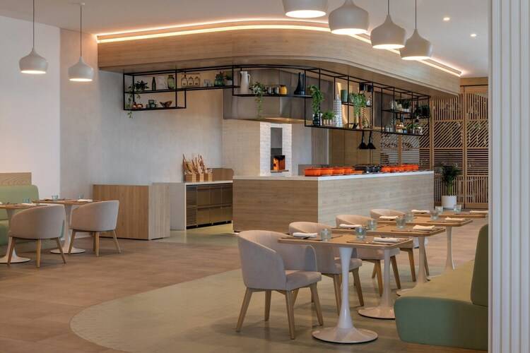 Staybridge Suites Dubai Business Bay By Ihg