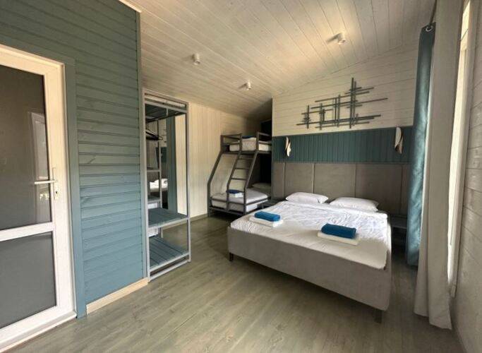 Отель Manresa Family Resort