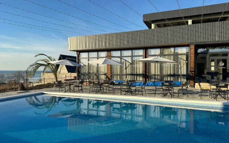 Отель Manresa Family Resort