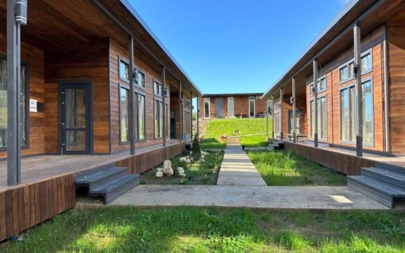 Отель Manresa Family Resort